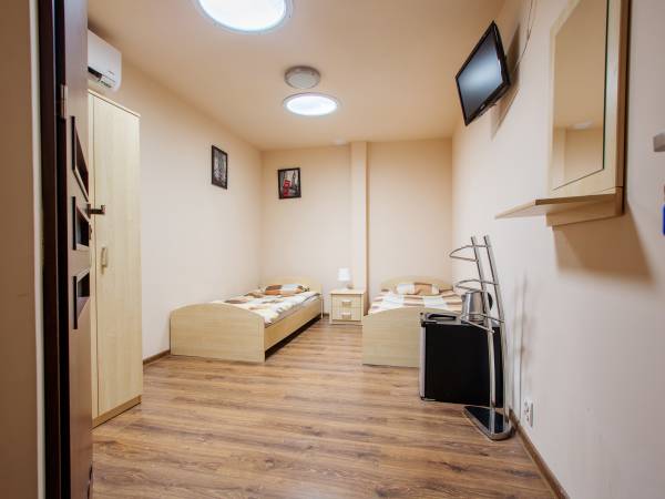 Pokoje i Restauracja Złoty Kurczak