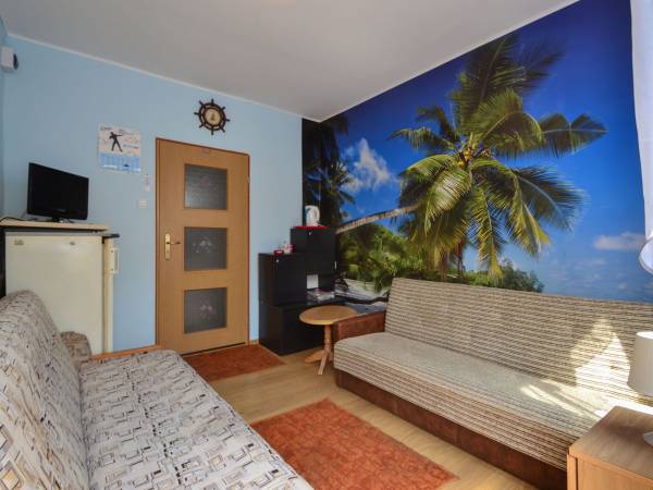 Pokój 2 osobowy z łazienką i aneksem kuchennym. 