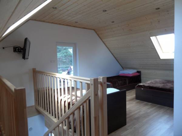 (2) pokój 6 osobowy 