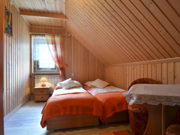 pokój budynek biały IIp