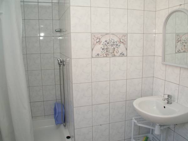 Całoroczny Dom Wczasowo - Hotelowy