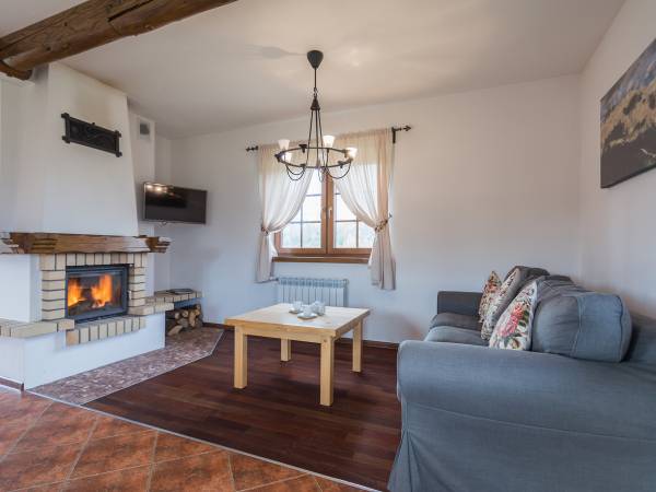 Przytulne miejsce przy kominku