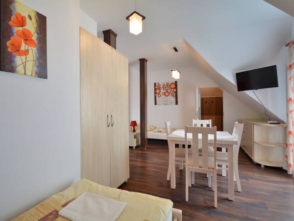 Pokój 3 os. z balkonem