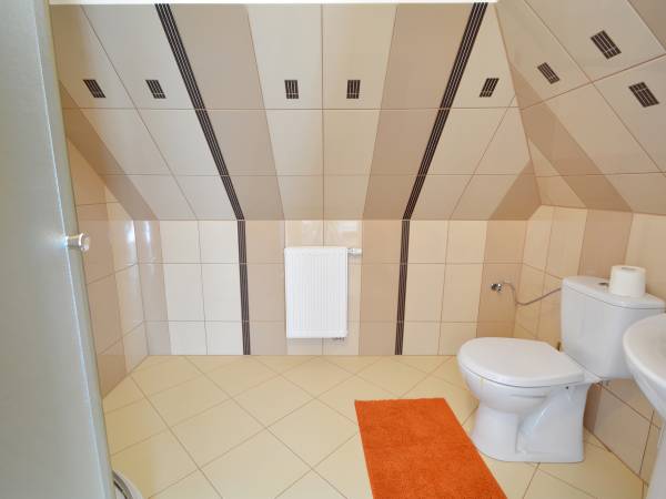 azienka w 3 os. pokoju