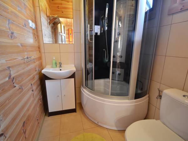 Łazienka w domku letniskowym