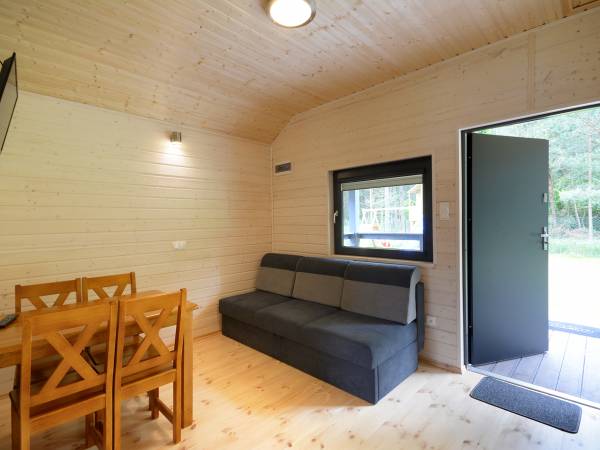 Myśliwska 30- salon w domku 4-6 os.