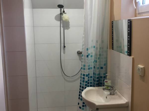 Łazienka w pokoju nr 4