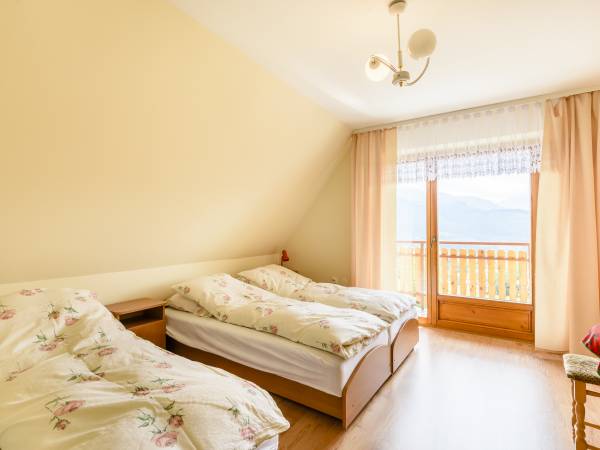 3-os z balkonem z widokiem