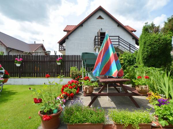 Domki całoroczne z kominkami i sauną i Apartamenty Grześ/Promyk Edenu