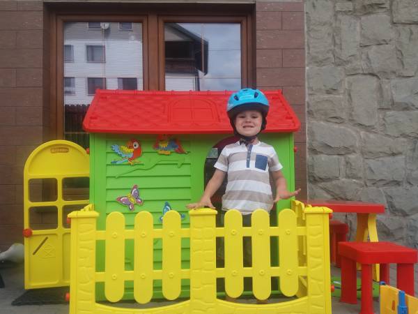 Domek zabaw dla najmłodszych