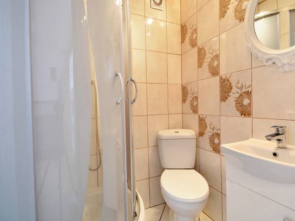 łazienka pokój 3-4 osob A