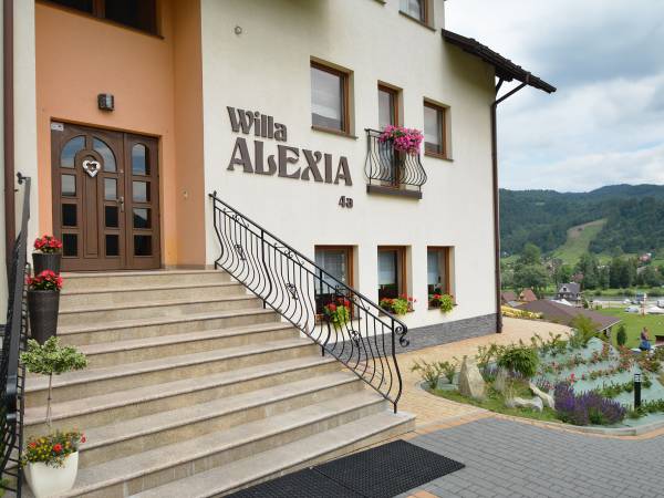 Willa Alexia