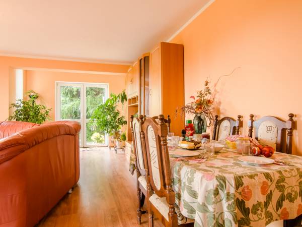 tu podajemy posiłki