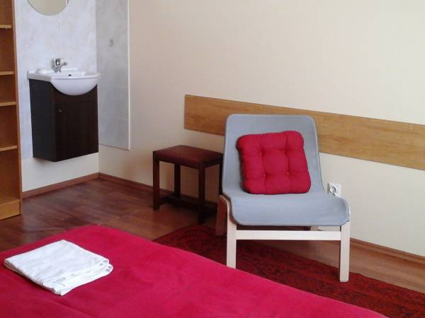 pokój 2 osobowy z umywalką