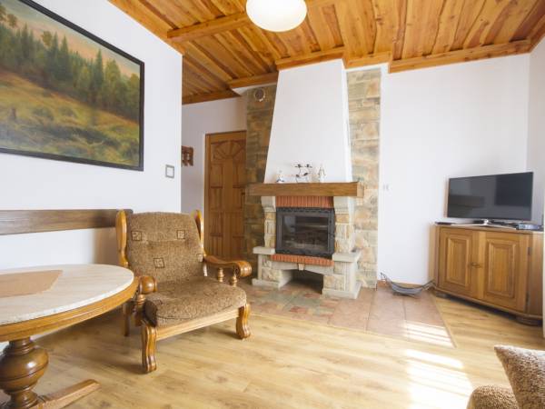 Apartament z kominkiem