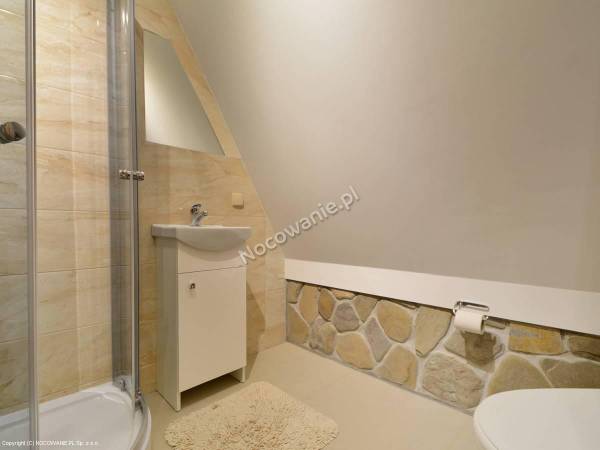 łazienka w pokoju nr 6