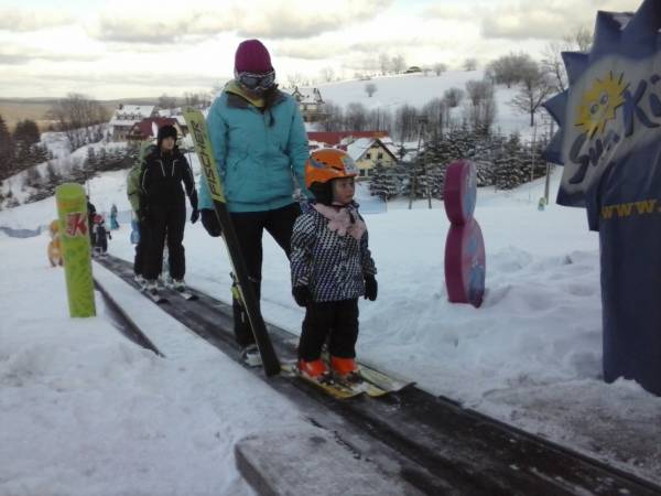 W Zieleńcu pierwsze kroki na nartkach