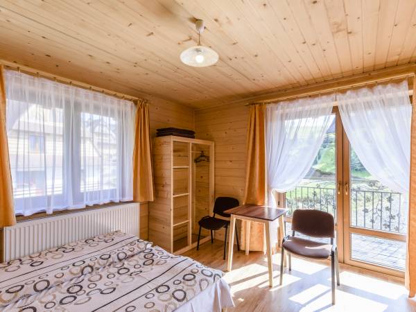 pokój 2-osobowy w nowym budynku z balkonem