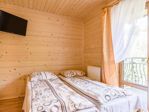 pokój 2-osobowy w nowym budynku z balkonem