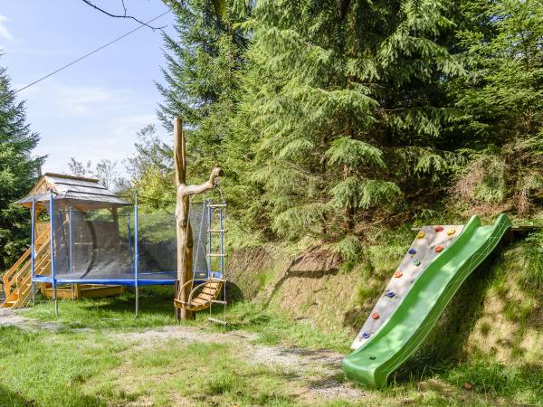 plac zabaw dla najmłodszych