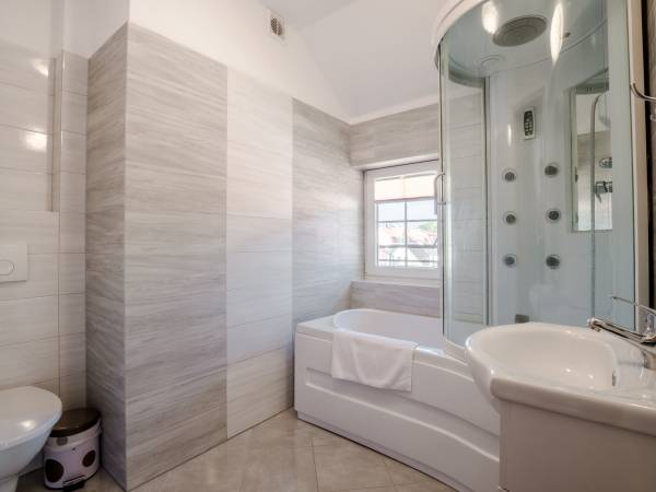 Pokoje i Apartamenty Stach