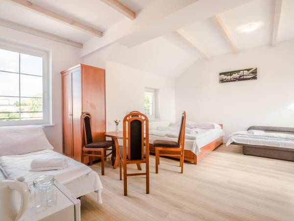 Pokoje i Apartamenty Stach