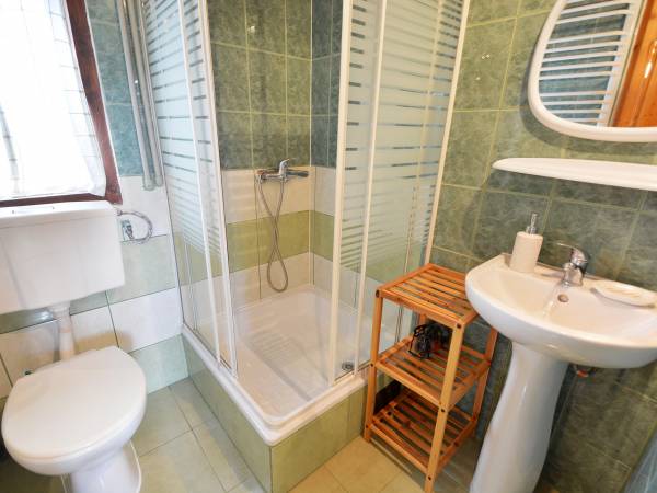 Studio 3-osobowe - łazienka