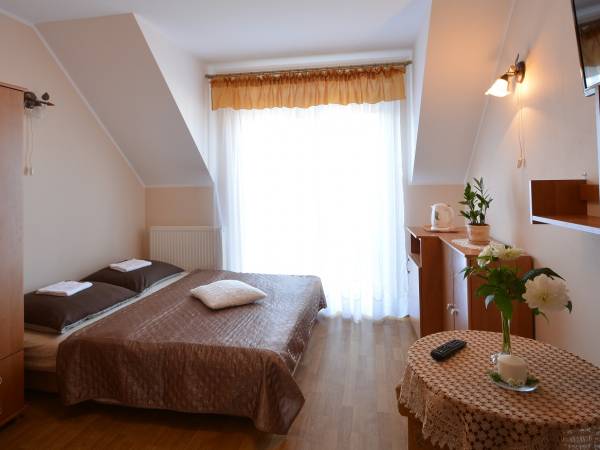 Pokoje i Domki Bursztyn