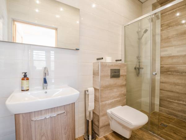 Pokoje nad jeziorem Charzykowy