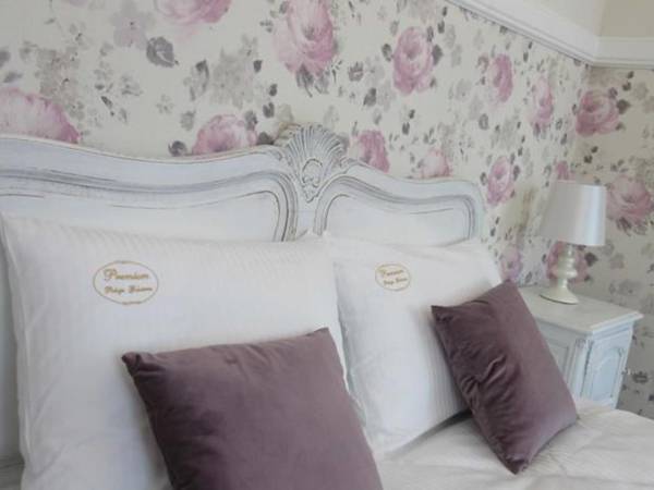 PREMIUM Bed & Breakfast