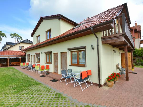 Dom widok z zewnątrz