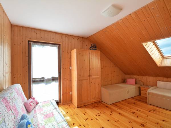 POKÓJ 2 NA PIĘTRZE