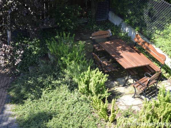 Wypoczynek w ogrodzie