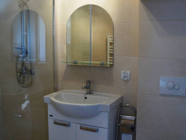 Łazienka pokój trzyosobowy.