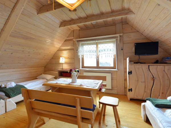 Chaty Wichrowe Wzgórze