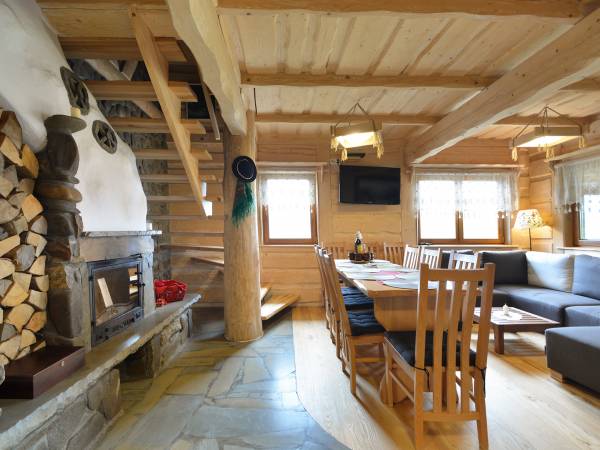 Chaty Wichrowe Wzgórze