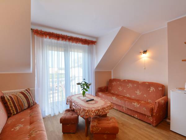 Pokoje i Domki Bursztyn