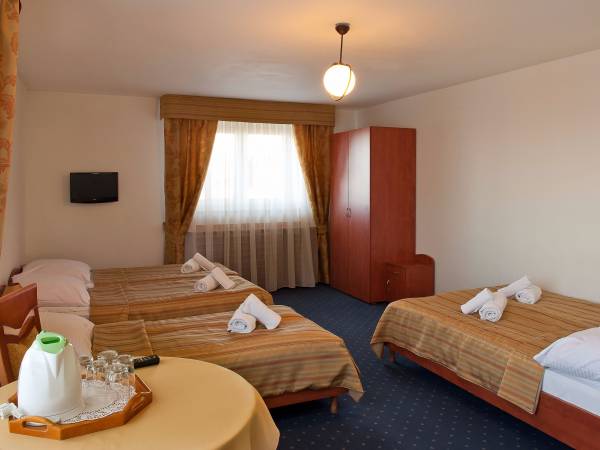 pokój pięcioosobowy