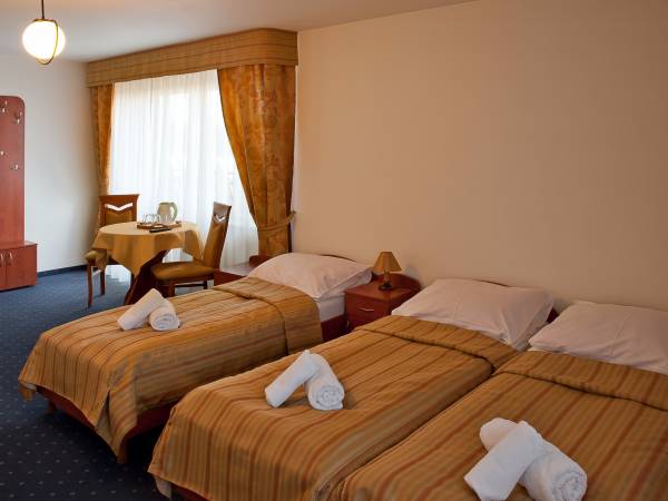 pokój pięcioosobowy