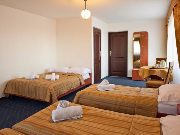 pokój pięcioosobowy