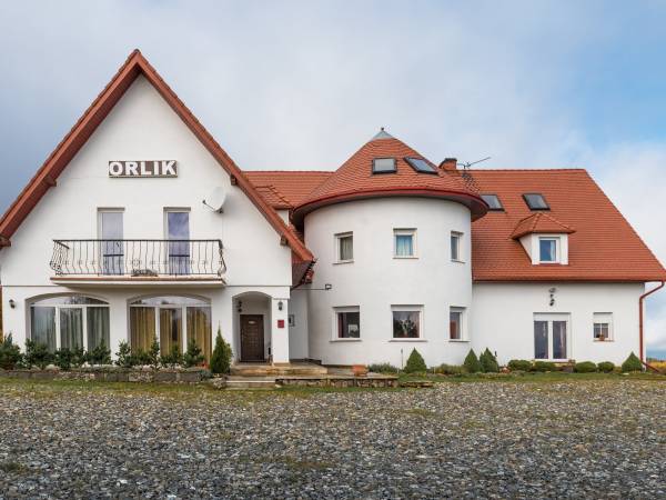 Orlik House