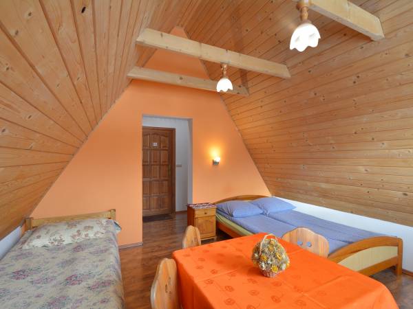 Pokój CZERWONE WIERCHY 2-4 os.