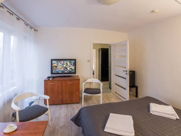 Apartament 2-pokojowy 4-osobowy z dwiema sypialniami.