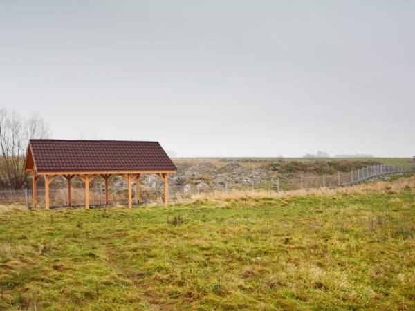 Wiata i teren rekreacyjny