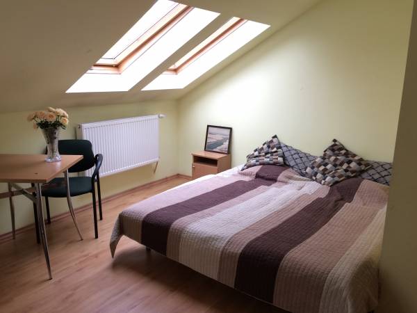 wnetrze pokoju 4 os.