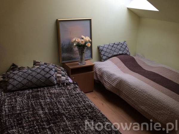 wnetrze pokoju 4 os.