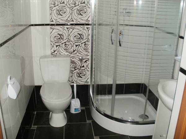 Domek piętrowy - łazienka.