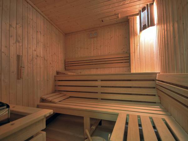 sauna dostępna w budynku