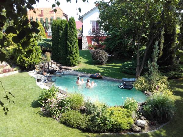 Ogród - kąpiel dzieci pod nadzorem rodziców 50m3 wody,
