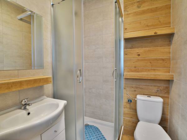 łazienka do pokoju 1D